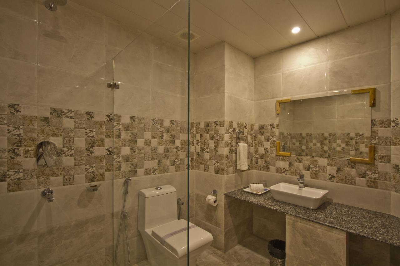 Snow Flakes Resort And Spa Centrally Heated Luxury Resort Manali  Exterior photo