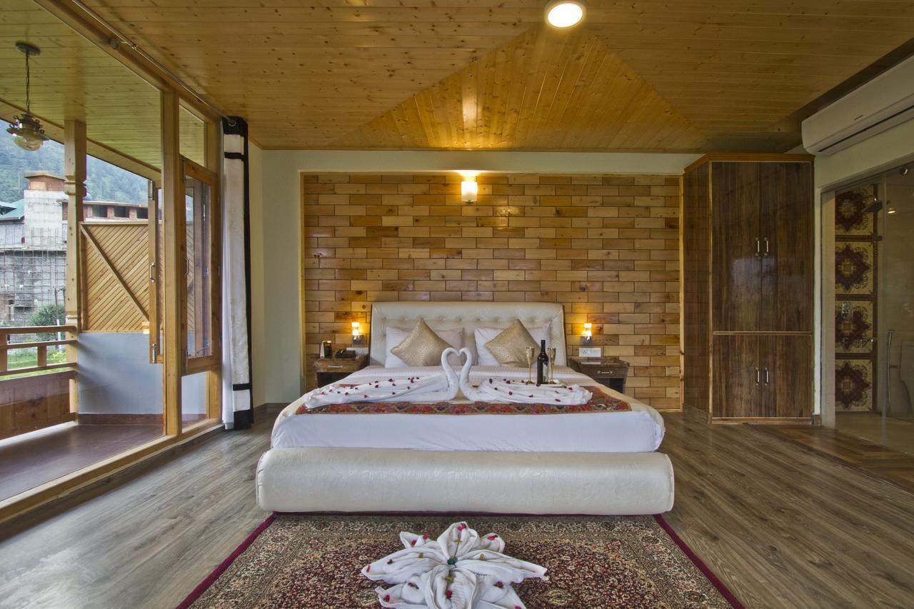 Snow Flakes Resort And Spa Centrally Heated Luxury Resort Manali  Exterior photo